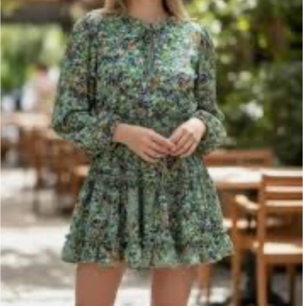 New LaBiz Ditzy Green Floral Print Tiered Mini Dress